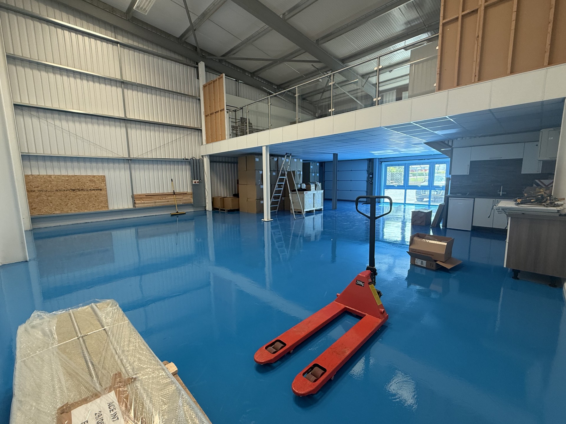 First Light Lamps Ltd expanded UK manufacturing facility for xenon flash lamp production